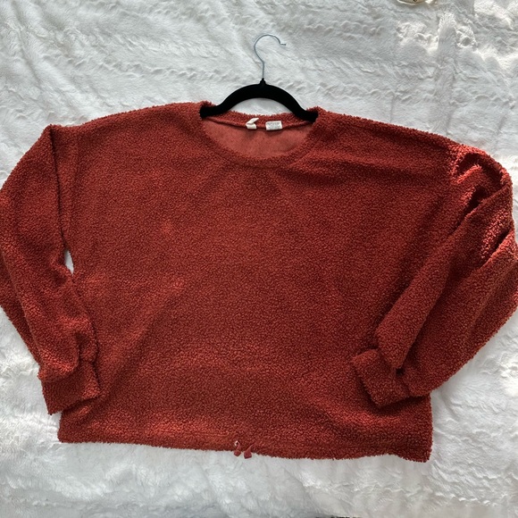 Sky and Sparrow Sweater - Picture 9 of 9